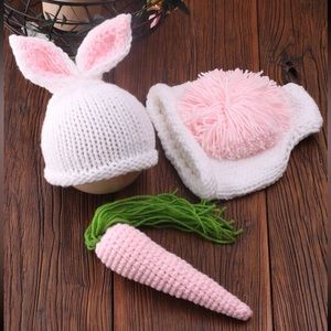 Newborn Photo Shorts with Knitted Back Pom Pom & Hat & Carrot Toy